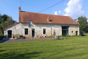 Maison à vendre 7 pièces de 217 m² à Montipouret