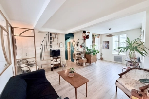 Appartement à vendre 3 pièces de 54,43 m² à Paris