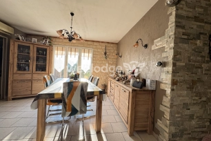 Maison à vendre 5 pièces de 105 m² à Recquignies