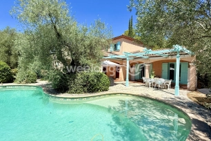 Maison à vendre 6 pièces de 187 m² à Fayence