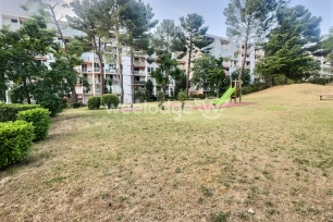 Appartement à vendre 5 pièces de 90 m² à Marseille