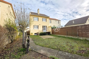 Maison à vendre 5 pièces de 80 m² à Conflans-Sainte-Honorine