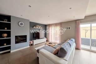 Maison à vendre 6 pièces de 125 m² à La Verrière