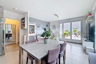 Appartement à vendre 4 pièces de 80 m² à Jouy-le-Moutier