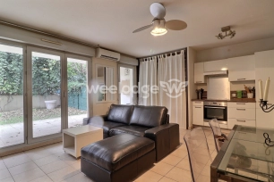 Appartement à vendre 2 pièces de 39 m² à Saint-Chamas