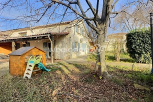 Maison à vendre 6 pièces de 172 m² à Saint-Martin-de-Crau