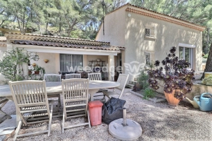 Maison à vendre 4 pièces de 127 m² à Saint-Chamas