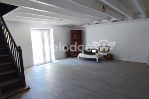 Maison à vendre 6 pièces de 210 m² à Ruelle-sur-Touvre