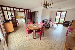 Maison à vendre 6 pièces de 150 m² à Conflans-Sainte-Honorine