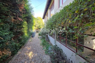 Maison à vendre 6 pièces de 108 m² à Conflans-Sainte-Honorine