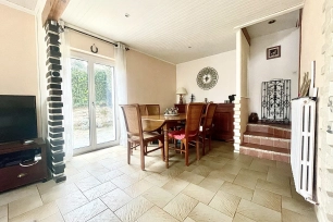 Maison à vendre 6 pièces de 110 m² à Vauréal