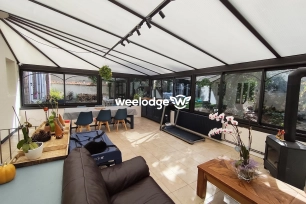 Maison à vendre 10 pièces de 300 m² à Mesnils-sur-Iton