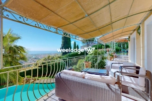 Maison à vendre 5 pièces de 142 m² à Mandelieu-la-Napoule