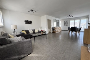 Maison à vendre 5 pièces de 88,67 m² à Achères