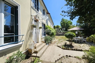 Maison à vendre 6 pièces de 133 m² à Conflans-Sainte-Honorine