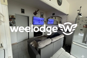 Immeuble à vendre à Meyrannes