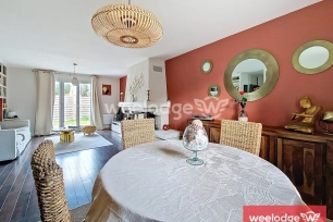 Maison à vendre 5 pièces de 96 m² à Jouy-le-Moutier