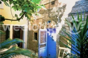 Maison vendu 8 pièces de 102 m² à Olonzac