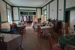 Local commercial à vendre de 600 m² à Saint-Gaultier