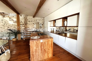 Maison à vendre 5 pièces de 139 m² à Marseillan