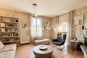 Maison à vendre 8 pièces de 155 m² à Mandelieu-la-Napoule