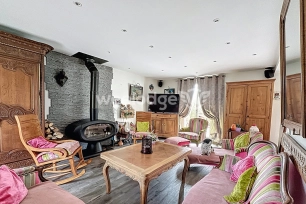 Maison à vendre 6 pièces de 145 m² à Neuville-sur-Oise