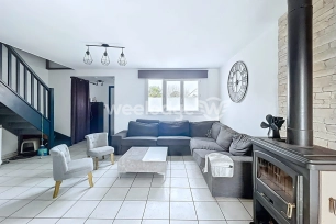 Maison à vendre 4 pièces de 76,24 m² à Éragny