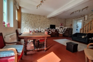 Maison à vendre 7 pièces de 163 m² à Neuville-sur-Oise