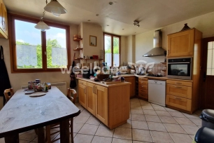 Maison à vendre 7 pièces de 163 m² à Neuville-sur-Oise