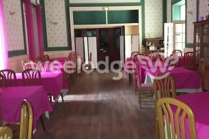 Local commercial à vendre de 600 m² à Saint-Gaultier