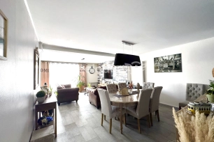 Maison à vendre 6 pièces de 135 m² à Assevent