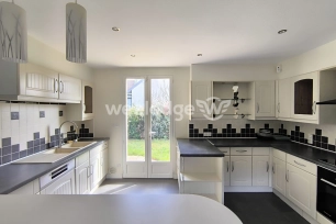 Maison à vendre 6 pièces de 122 m² à Conflans-Sainte-Honorine