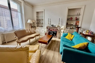 Maison à vendre 9 pièces de 212 m² à Levroux