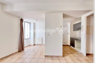 Appartement à vendre 2 pièces de 33,5 m² à Sorgues