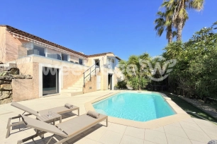 Maison à vendre 7 pièces de 140 m² à Mougins