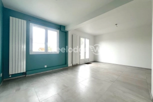 Maison à vendre 5 pièces de 94 m² à Mantes-la-Ville
