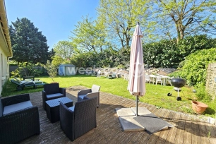 Maison à vendre 9 pièces de 220 m² à Éragny