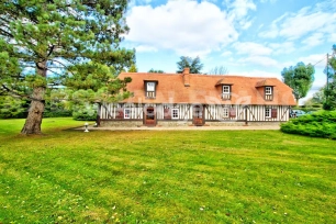 Maison à vendre 7 pièces de 96 m² à Lisieux