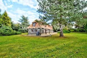 Maison à vendre 7 pièces de 96 m² à Lisieux