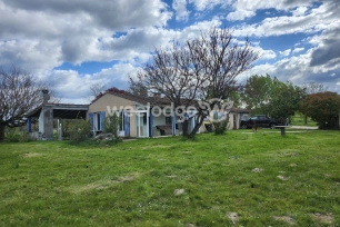 Maison à vendre 6 pièces de 127,83 m² à Pompignan