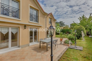 Maison à vendre 7 pièces de 165,12 m² à Andrésy