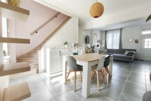 Maison à vendre 5 pièces de 108 m² à Maubeuge