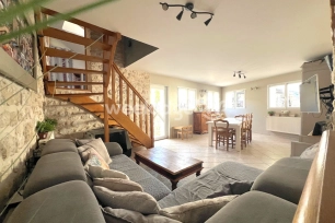 Maison à vendre 7 pièces de 110 m² à Breuil-Bois-Robert