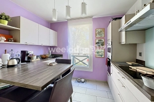 Maison à vendre 6 pièces de 114 m² à Jouy-le-Moutier