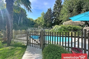 Maison à vendre 7 pièces de 166 m² à Jouy-le-Moutier