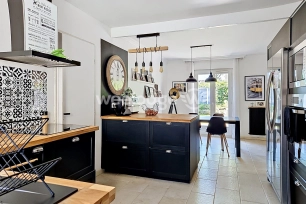 Maison à vendre 5 pièces de 133 m² à Éragny