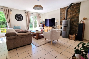 Maison à vendre 7 pièces de 185 m² à Élancourt