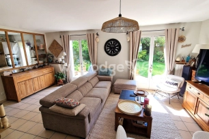 Maison à vendre 7 pièces de 185 m² à Élancourt
