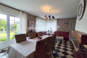 Maison à vendre 5 pièces de 114 m² à Saint-Hilaire-sur-Helpe