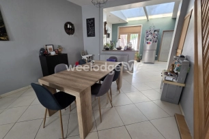 Maison à vendre 5 pièces de 96 m² à Vieux-Condé
